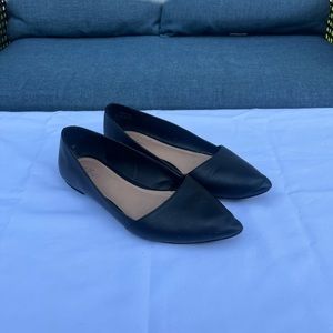 Black vegan leather flats; Women’s; Size 10